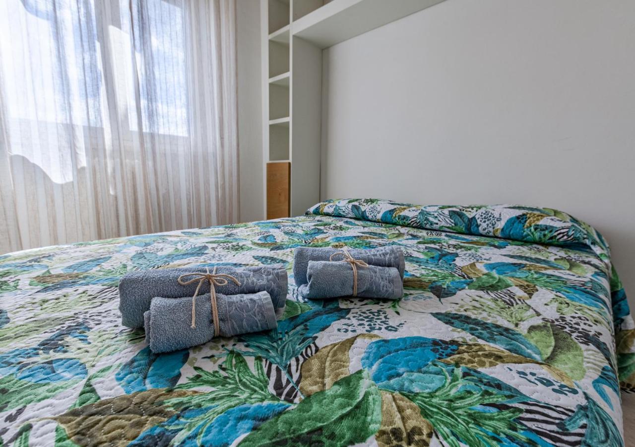 Luxury House Near Train Station Apartment Ливорно Екстериор снимка